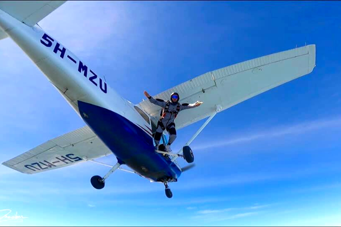 SkyDiving — изображение 3